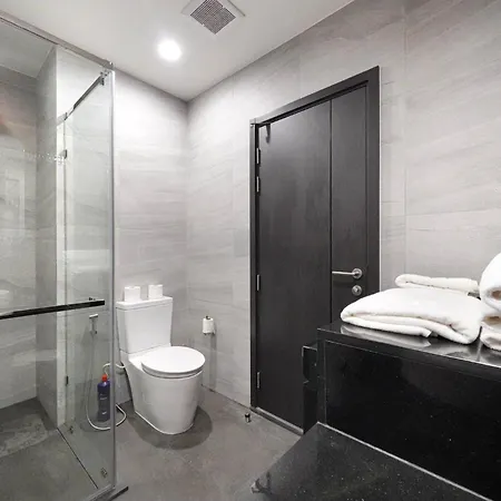 Edge Central Pattaya 2Bdrm Balcony View Exterior photo