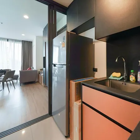 Edge Central Pattaya 2Bdrm Balcony View Exterior photo